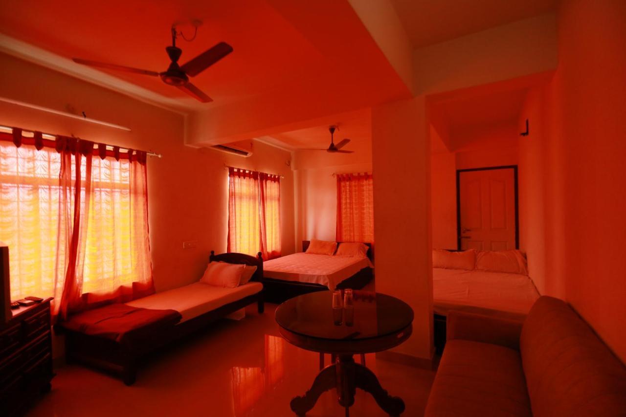 Arackal Tourist Home Tripunithura Exterior foto