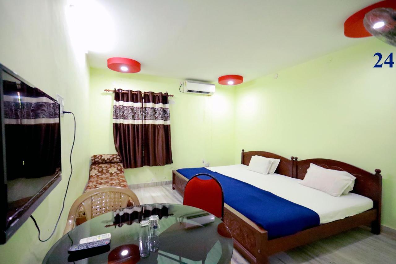 Arackal Tourist Home Tripunithura Exterior foto